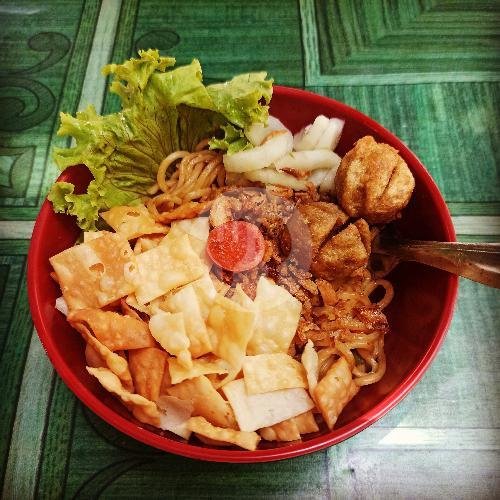 Mie Cuk + Topping Sosis menu Mie Cak & Mie Cuk, Ketintang