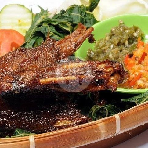 Kakap Bakar Mbok Jepit menu Mbok Jepit, Sawahan