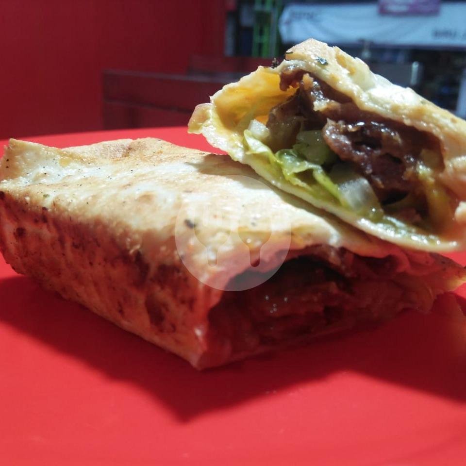 Kebab Sosis menu Lucky Kebab, ISI