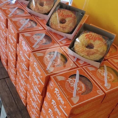 Bento Cake menu Risma Brownies & Cake, Gemolong