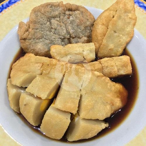 Paket LENJER menu Pempek Bu Iwik, Stasiun Ceper