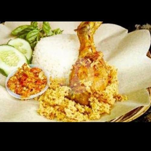 Paket Telur Geprek + Es Teh menu Banatop Saladkoe (Pisang Pasir Crispy dan Salad Buah), Banjarsari