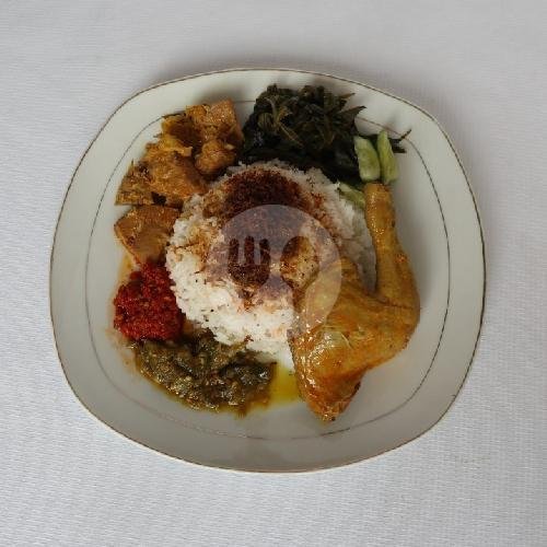 Nasi Rames Ayam Pop menu RM Padang Cinto Mandeh, Paskal