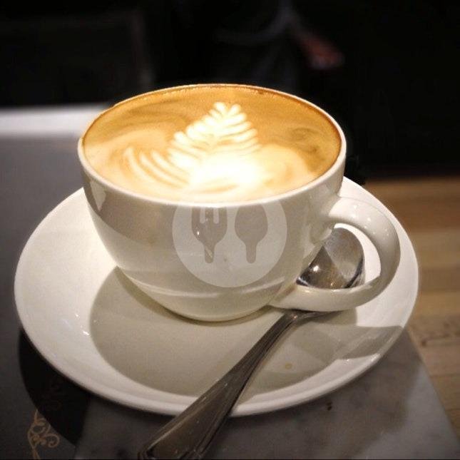 Hot Americano menu Hanggar Kopi, Condet