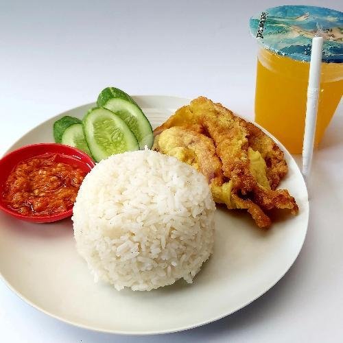 Ayam Serundeng & Geprek Ibu Cecep: Surga Kuliner Pedas di Cijerah
