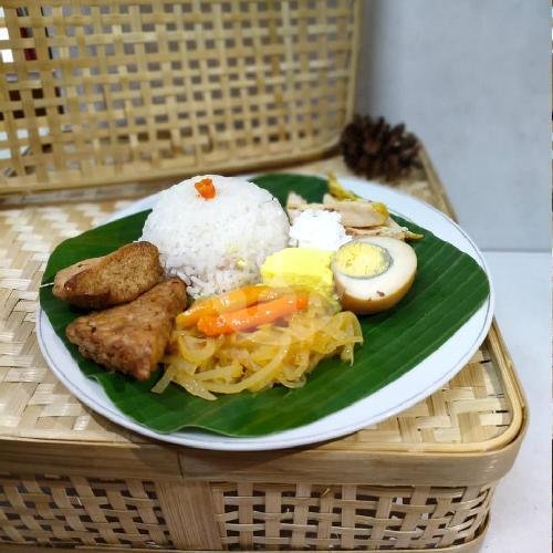 Nasi Liwet Solo Komplit menu Gudeg Ceker Seturan SR