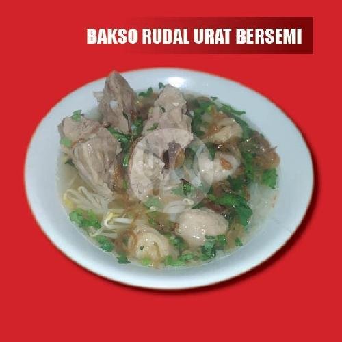 Review Bakso Rudal & Mie Ayam Bersemi: Kenangan Manis di Tengah Jakarta