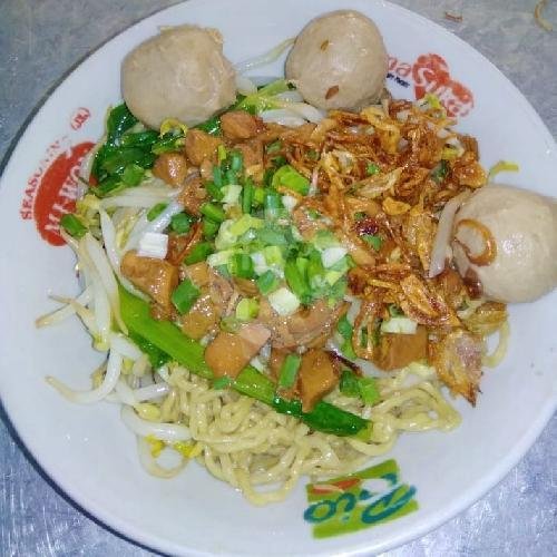 Jumbo Bakmi Kecil Pangsit menu Bakmi Griya, Danau Sunter Utara