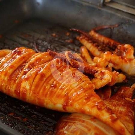 Cumi Bakar ++ (L) menu Kedai Alit, Sukabumi Kota