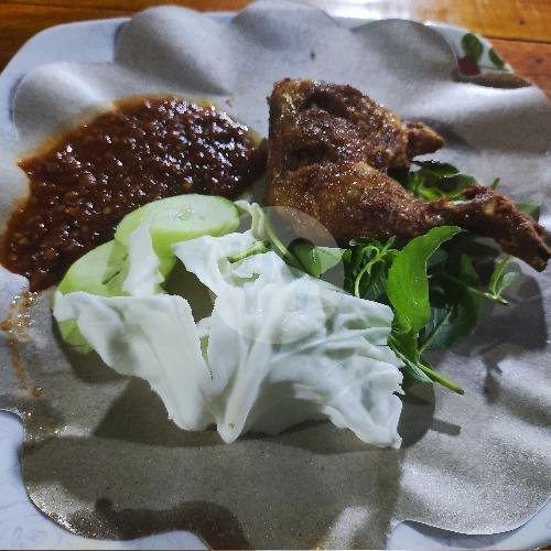 Ayam Bakar menu Pecel Lele MAHARANI Lamongan, Simpang Tinju