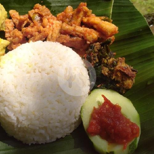 Ayam Bakar + Sambal + Lalapan menu Waroeng Jero Kampoeng, Cempaka