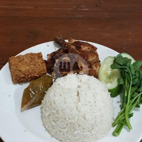 Nasi Ayam Goreng Tahu Tempe menu Warung Nasi SPG, Gedebage