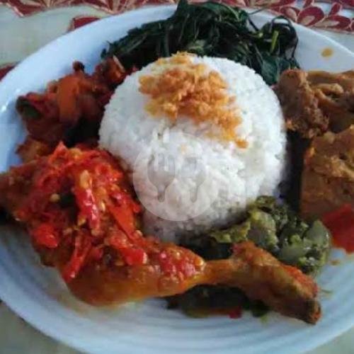 Review Nasi Padang Putra Minang: Surga Kuliner di Bandung yang Wajib Dikunjungi