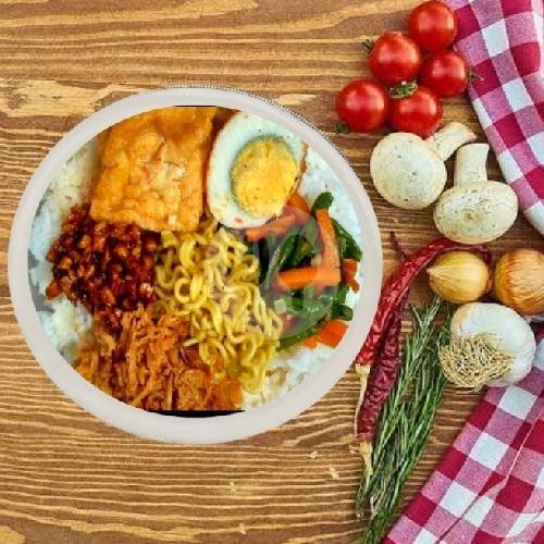 Paket Combo menu Masakan Jawa Ibu Sukini, Pasar Panggung Rejo