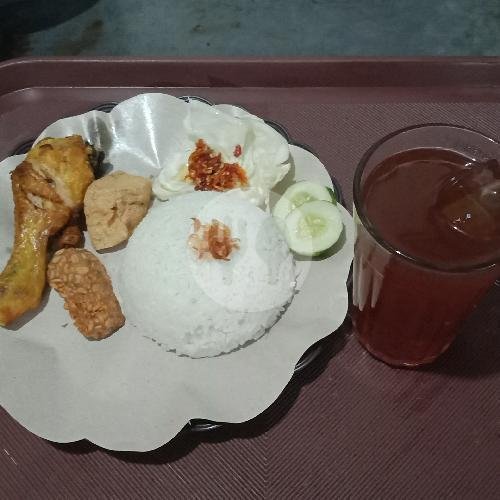 Paket Ayam Geprek menu Kedai Hellboy Es Teler & Nasi Goreng, Serut