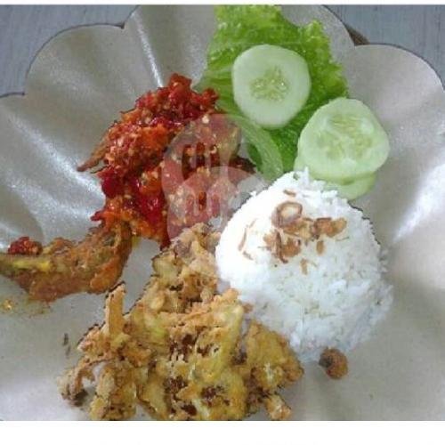 Ayam Geprek Neraka Cabe Merah + Kol Tanpa Nasi menu Kapten Ayam Geprek, Sutomo