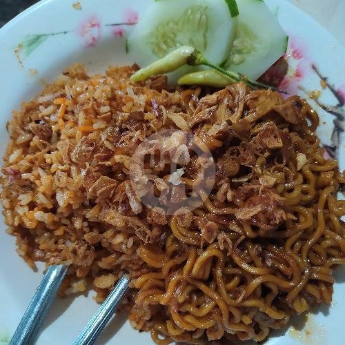 Nasi Penyet Wader Krispy menu Warung Karyo, Kedung Baruk