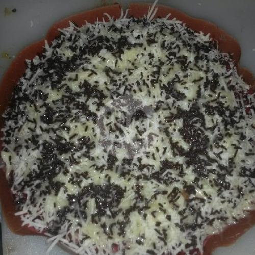 Spesial Keju menu Holmen Martabak & Terang Bulan Kutisari