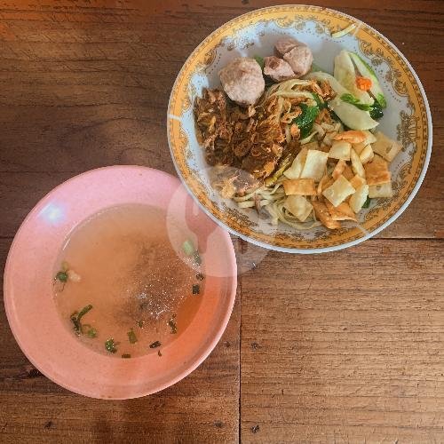 Es Campur menu Bakso Solo Pak Jan, Nias