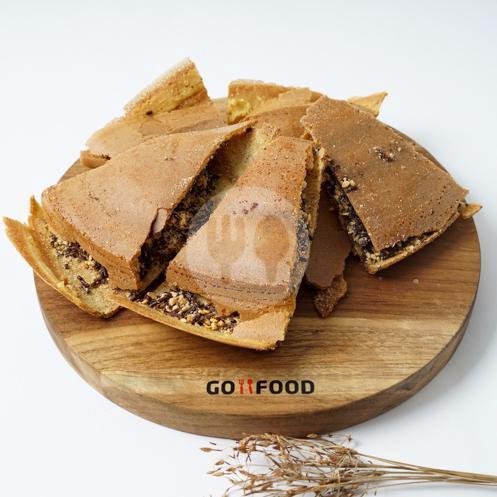 Martabak Manis Nutella Keju menu Martabak Bandung Erwin, Kalimalang