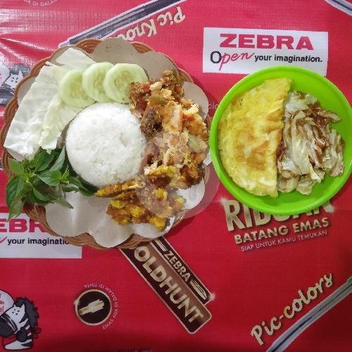 Nasi + Ayam Geprek + Tempe Geprek menu Penyetan Mbah Djoyo, Depok