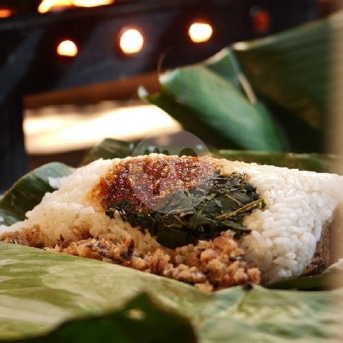 Krupuk Tengiri menu Nasi Krawu Ibu Hj. Suliha, Jl. Blauran Nomor 42