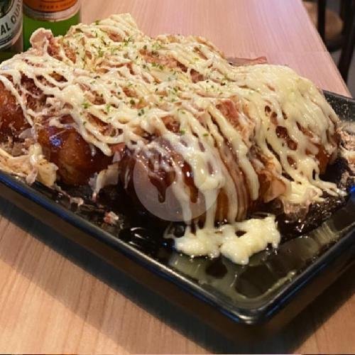 Dobel (Takoyaki Original & Mozarella) menu Naruto Takoyaki, MRT Blok M