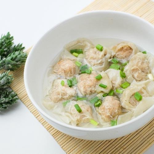Yamien Asin Baso Pangsit ( isi 4 ) menu Bakmi Afang, Pasirkaliki