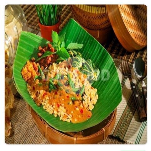 Nasi Rawon Pisah menu Pecel Bu Kus, Barata Jaya