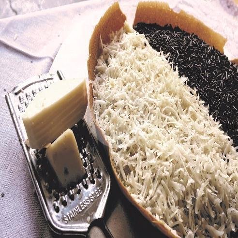 Biasa Ayam menu Holden Martabak Terang Bulan, Keputih