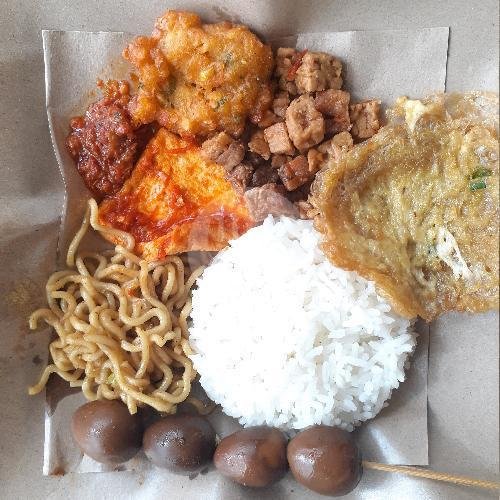 Sego Banting Ceker Pedas menu Sego Banting Mbak Tik, Klojen