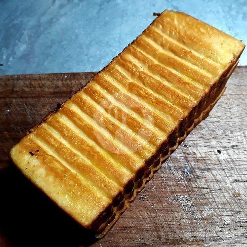 Roti Bakar Mandiri: Kenangan Manis di Setiap Gigitan di Kolonel Masturi Bandung