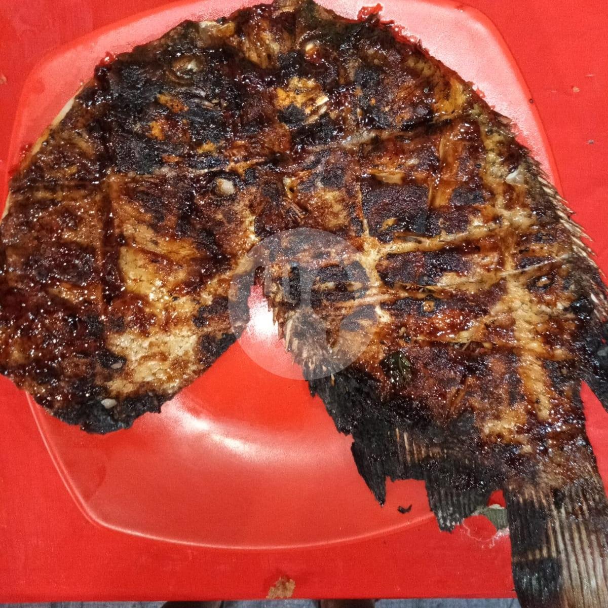 Kue Saos Tiram menu Nasi Uduk 69 Seafood, Hj Nawi