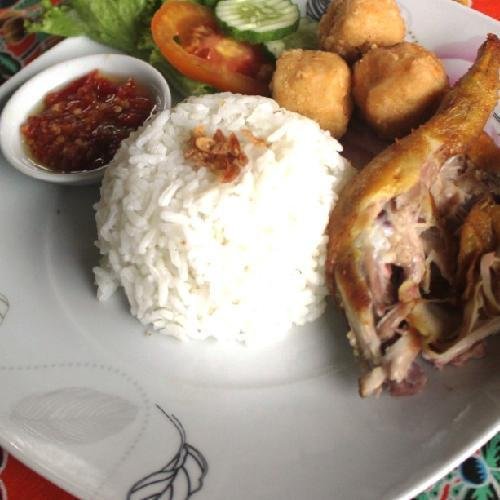 Tumis Asin Cumi Terhits menu Kangen Ndeso, Ngamprah