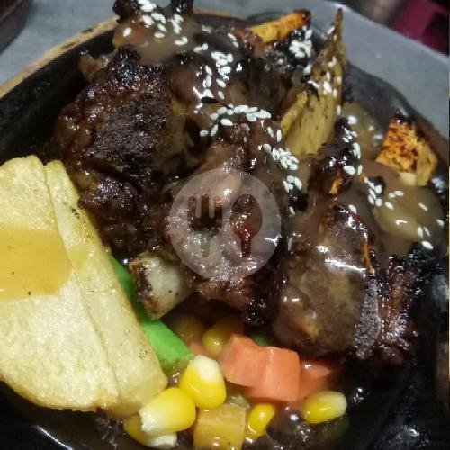 Nasi Putih menu Emil Steak n Iga Bakar, Pekalongan Barat
