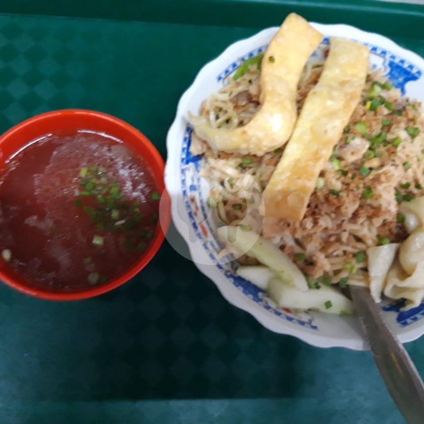 Pangsit Mie Ayam Jumbo menu Pagsit Mie Ayam Asgar, Rungkut