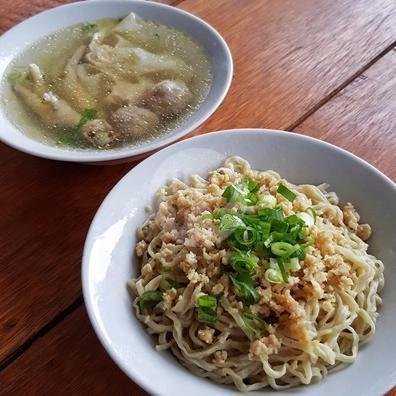 Bakmi Bakso menu Bakmi Lunar, Cimahi