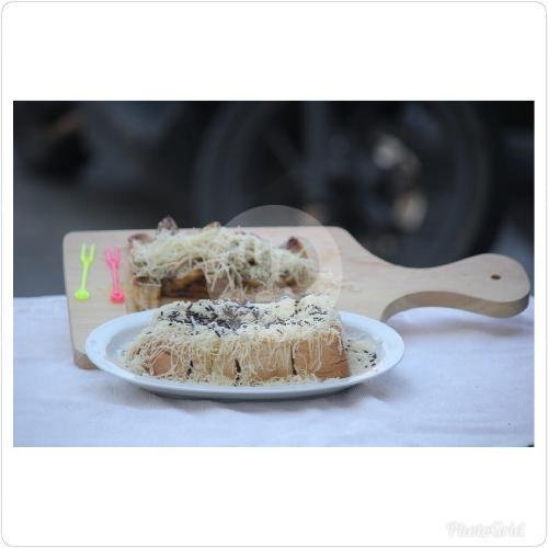 Pisang Coklat Keju Istri Muda menu Ropang Kebut, Kemayoran