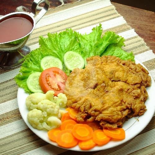 Kwetiaw Enak Komplit menu Mie Ayam Bakso Bu Senyum, Yamie Bu Senyum, Palagan