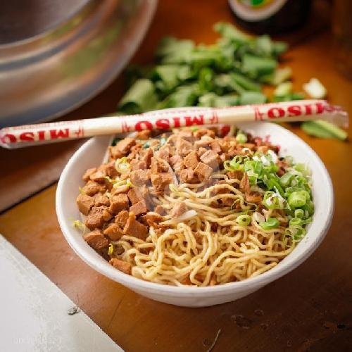 Mie (Bakmi) Ayam Baso menu Mie Ayam Garuda Cideng