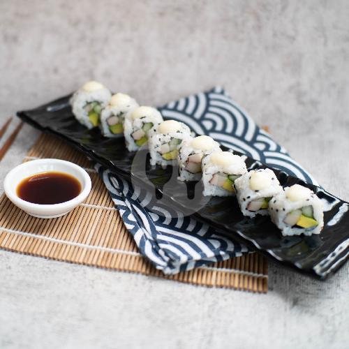 Chiizu Kanikama Roll (8pcs) menu Benjiro Sushi, Banyumanik