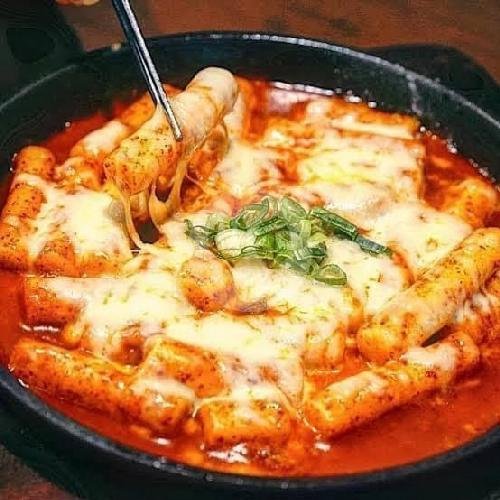 Rapokki ( Ramyeon + Topokki ) with Mozarella menu Baso aci, Toppoki, Cireng by Penthol Official - Malaka Sari