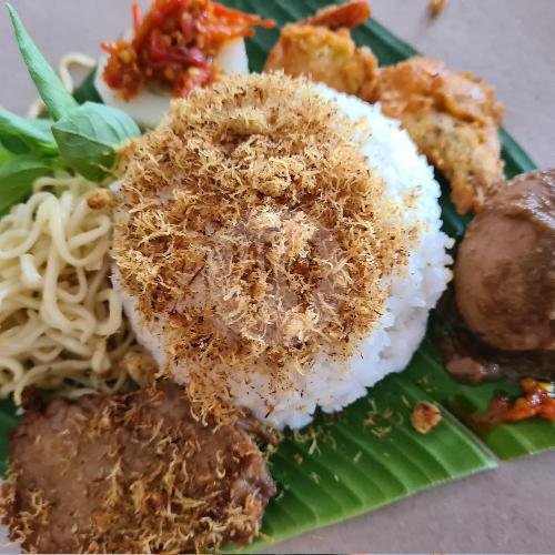 Nasi Campur Empal menu Sego Kumat, Sutorejo Timur