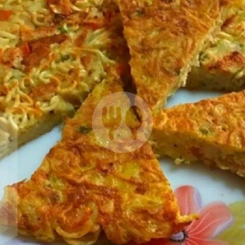 Omlete Mie Lada Hitam menu Kedai 45, Medoho Permai
