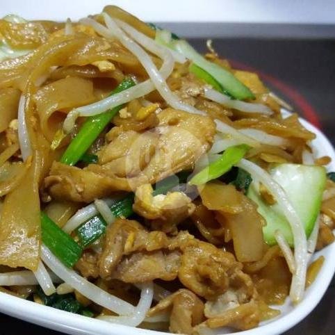 Kwetiaw Siram Ayam menu Pawon Pak Jack, Urip Sumoharjo