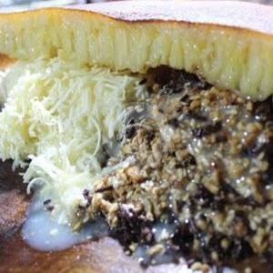 Martabak Manis Special 1/2 Keju 1/2Kacang Coklat menu MARTABAK 2H