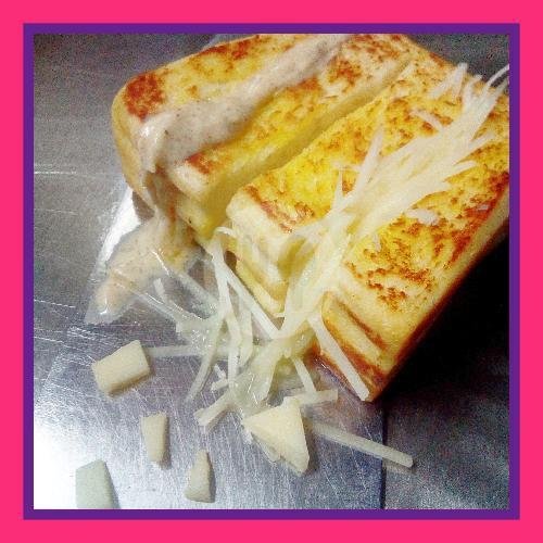 Keju + Varian 1 Buah menu Roti Bakar dan Jus Loyang Linda, Candisari