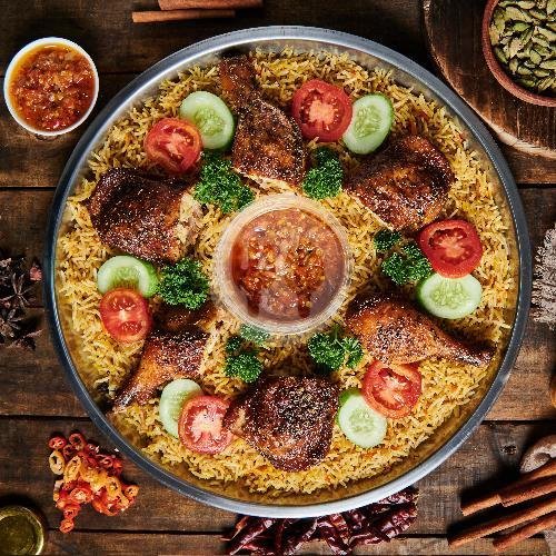Loyang Sedang Ayam ( Hanya Ada Bagian Paha ) menu Kebuli Ijab Qabul, WTC Mangga Dua