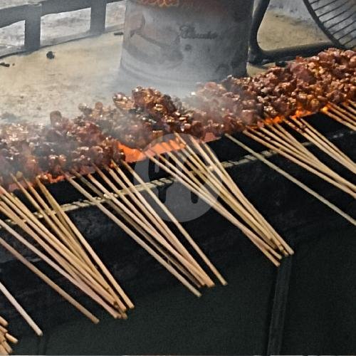 Sate Ayam Campur Kulit 15 menu Sate Madura Haji Munir Cak Ndut, Pahlawan