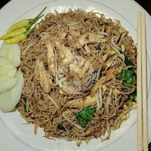 Bihun Goreng Telor menu Pardy Kwetiau Medan, Sawahan